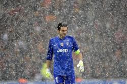 包含世锦赛决赛激情夜！内马尔里突外投，川崎前锋爆冷利雅得新月的词条